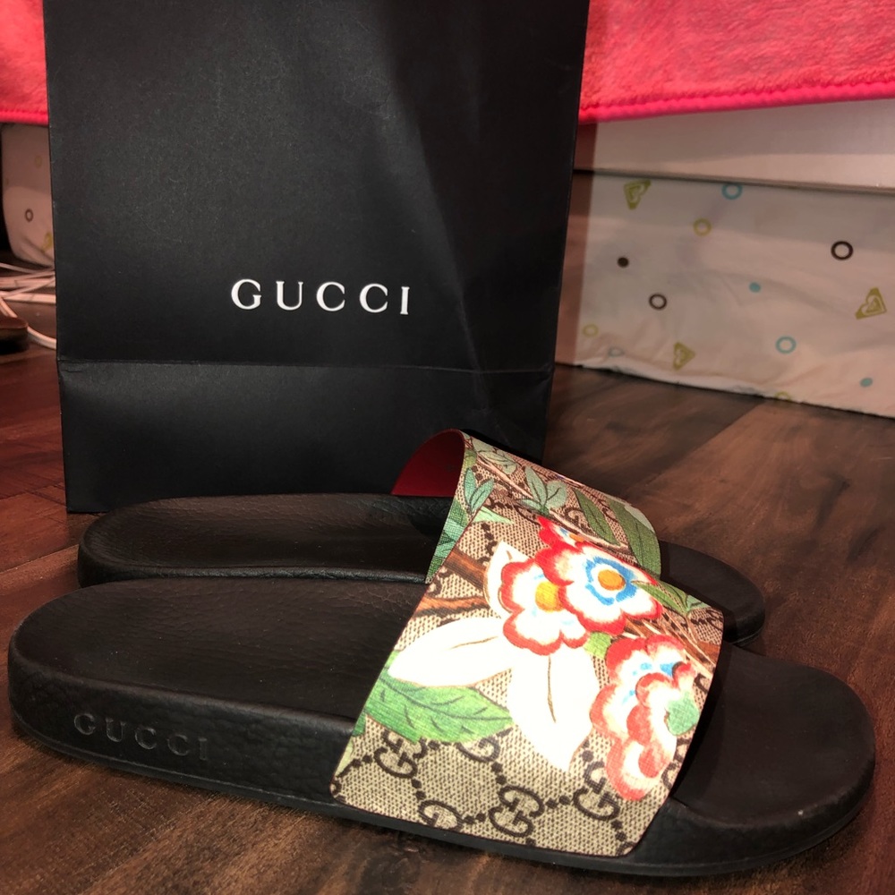 ❤️❤️ GUCCI SLIDES IN BLOOM SUPREME !!!